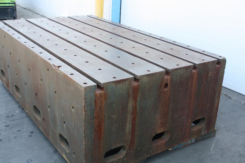 57&#039; X 97.5&#039; X 29.5&#039; T-SLOTTED TABLE: STOCK #66336