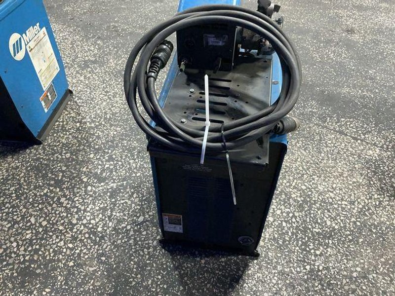 Miller  450 A  Welder  - Axcess 450
