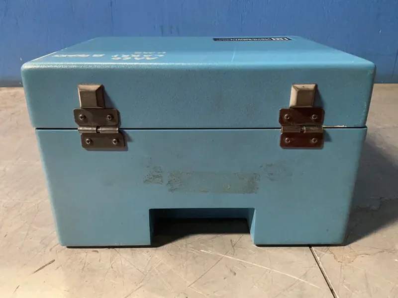 LEEDS &amp; NORTHRUP INSTRUMENTS CALIBRATOR/TESTER   -  9696