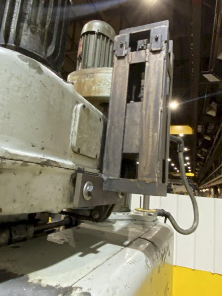 5&#039; x 13&quot; DARBERT MODEL #3676 RADIAL ARM DRILL: STOCK #20259