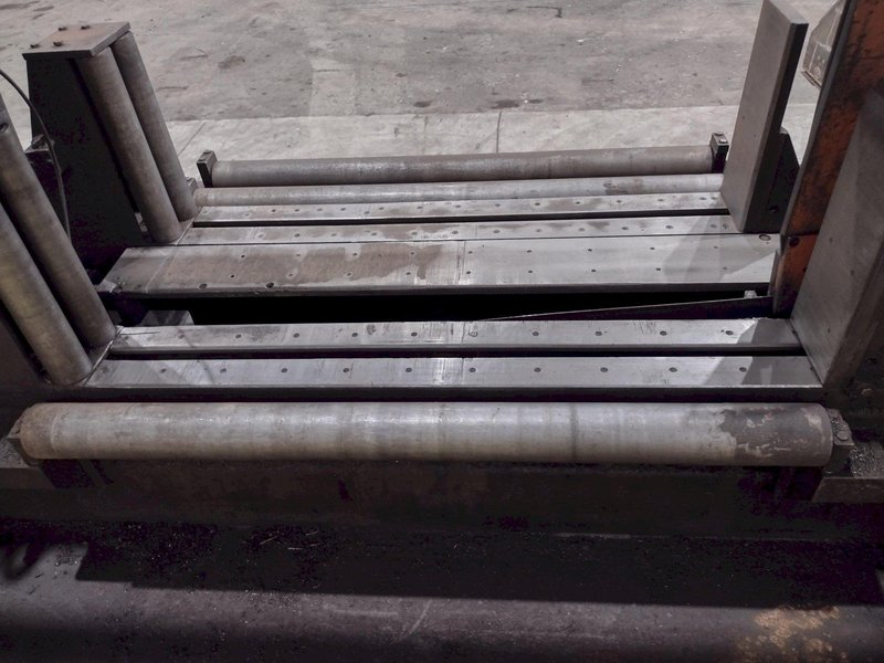 44&quot; X 20&quot; HEM MODEL #WF140HM-DC WIDE FLANGE HORIZONTAL DUAL COLUMN BANDSAW: STOCK #22726