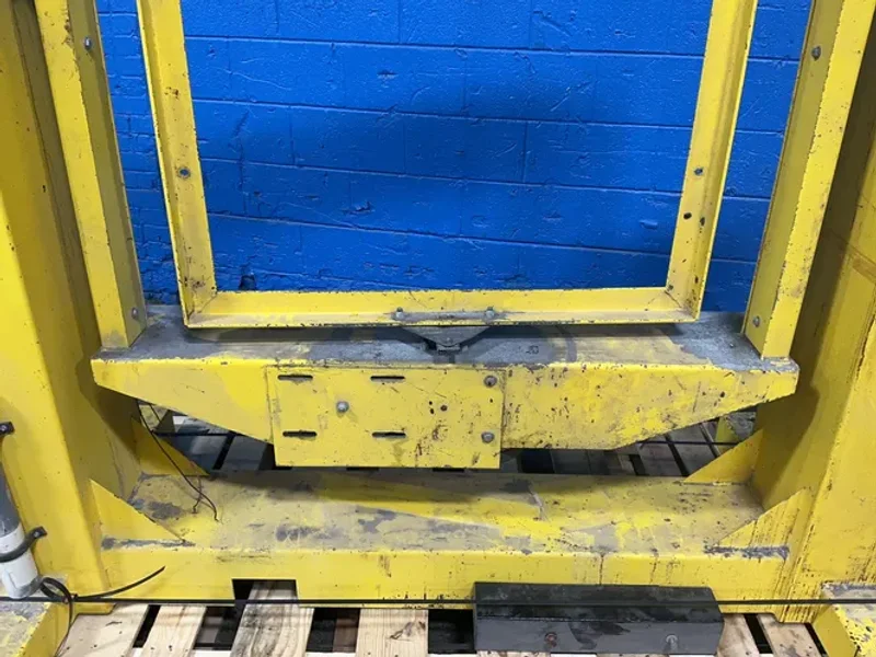 Mannetron 36" X 48" Roto-cast Machine