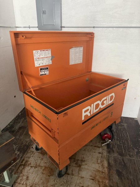 48" X 24" RIDGID MODEL #2048-OS STORAGE CHEST ONSITE JOB BOX : YOBRO #25665