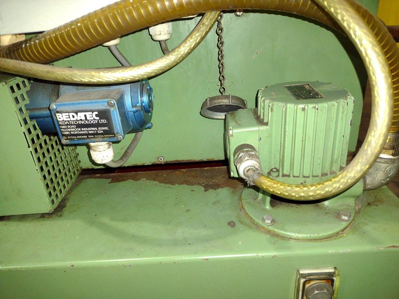 2&quot; SUPER TEC MODEL #STC-20 CENTERLESS GRINDER: STOCK 18621