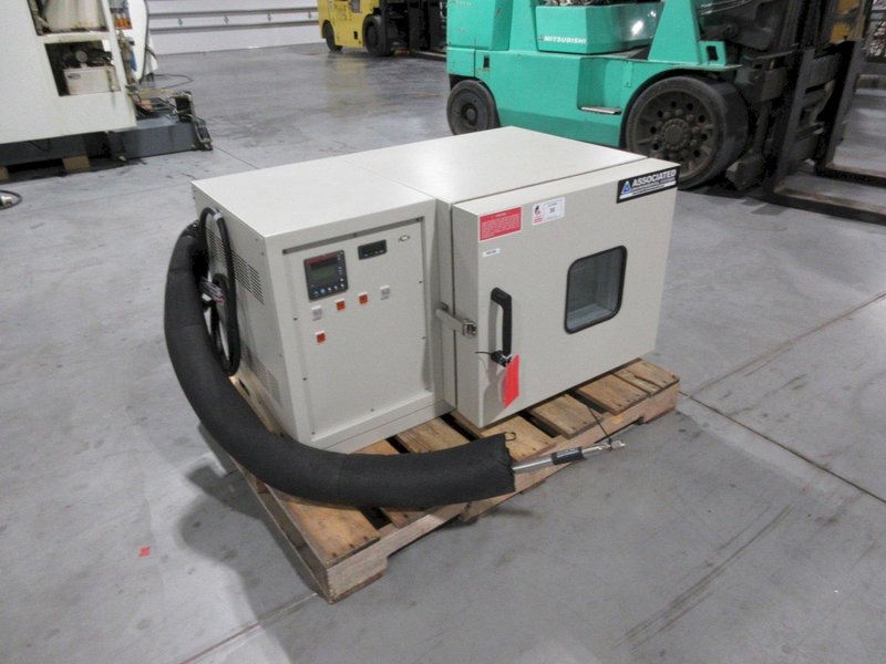 Associated Environmental Systems ZSD-502 Temperature Only Environmental Test Chamber- Auction Item