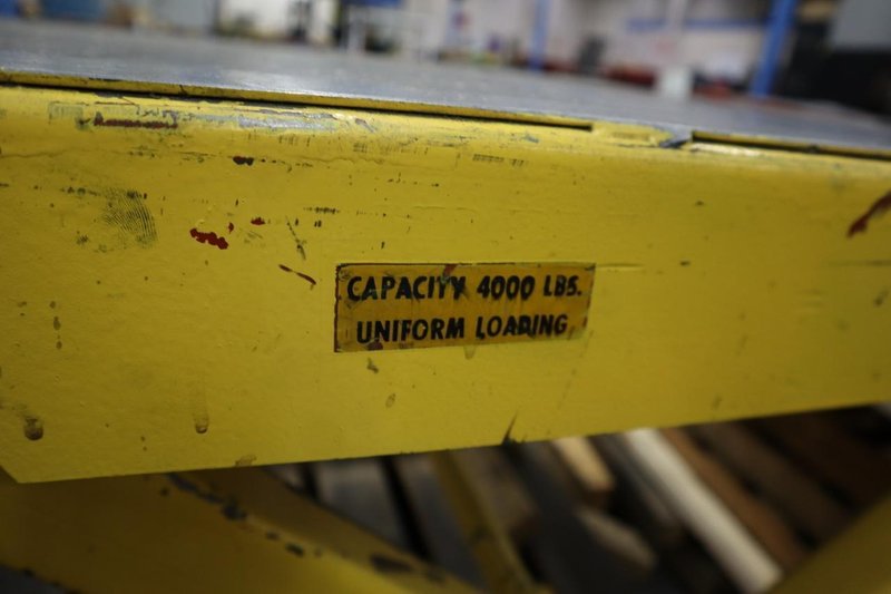 Scissor Lift Table, 4,000 Lb Capacity, 40&quot; x 42&quot; Surface- Auction Item