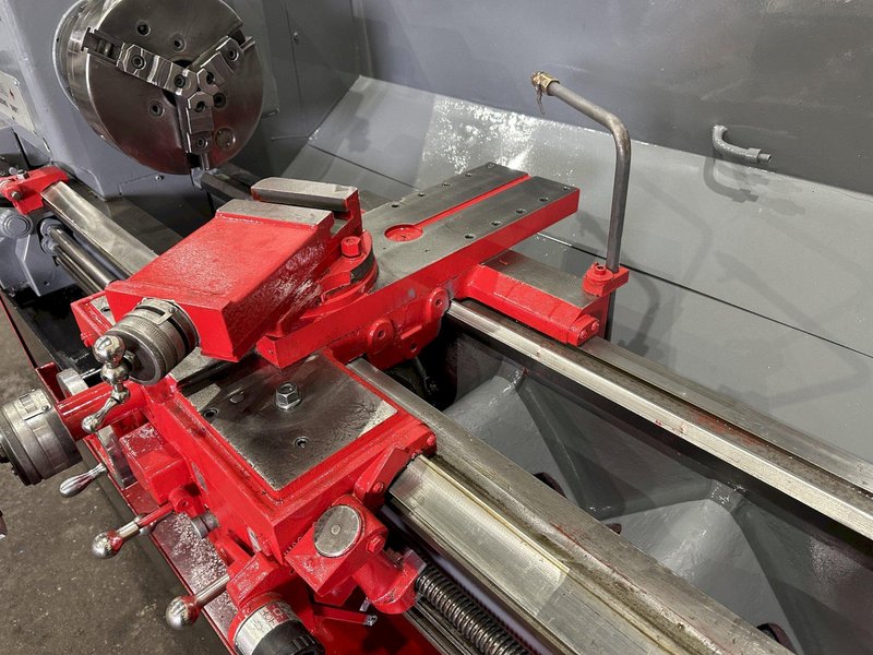 19" X 54" LEBLOND MAKINO ENGINE LATHE: STOCK #77015