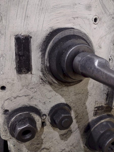 36&quot; X 10 HP KEARNEY &amp; TRECKER MODEL #1536A HORIZONTAL SIMPLEX MILL: STOCK #20256