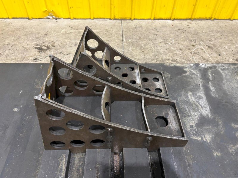 24,000 LBS X 7’ X 4’ AUTOQUIP MODEL #36KK24 HYDRAULIC LIFT TABLE: YOBRO #24355