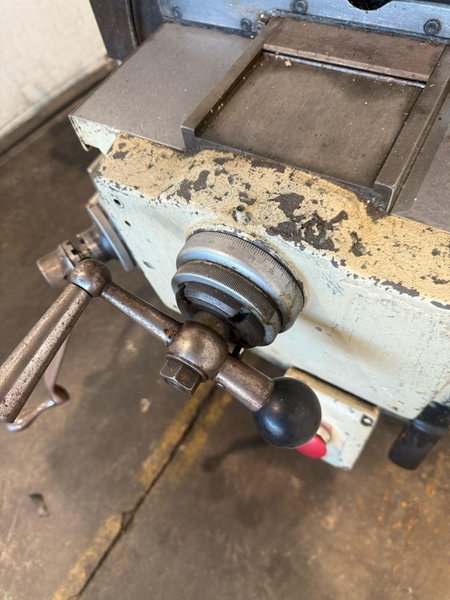 5 HP BRIDGEPORT SERIES II SPECIAL KNEE MILL. STOCK # 0671425