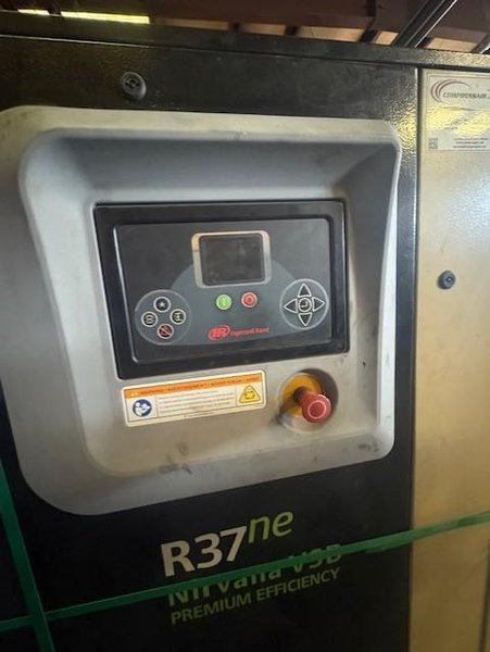 50HP INGERSOLL RAND ROTARY SCREW AIR COMPRESSOR STOCK# 4155