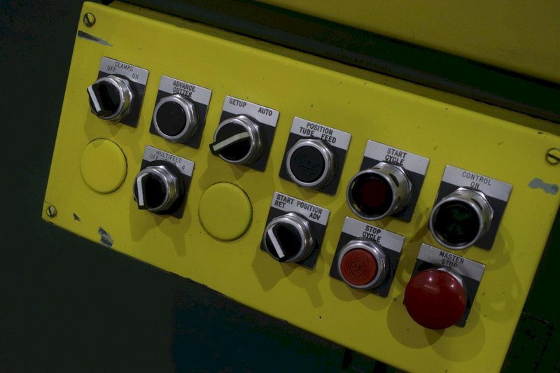 BERTOLETTE MODEL #311 TUBE &amp; PIPE CUT OFF: STOCK #74093