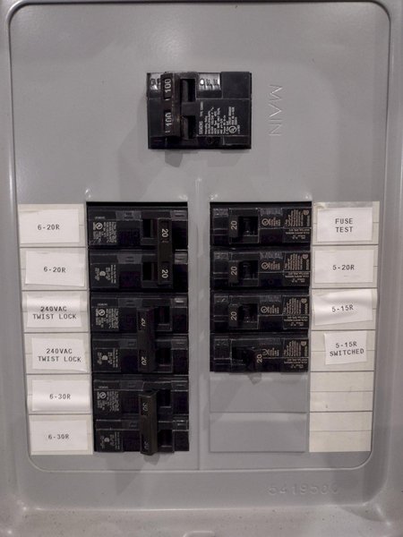 3 PHASE (240 &amp; 480 VOLT) ELECTRIC TEST BENCH WITH 15 &amp; 45 KVA TRANSFORMER: YOBRO #25298