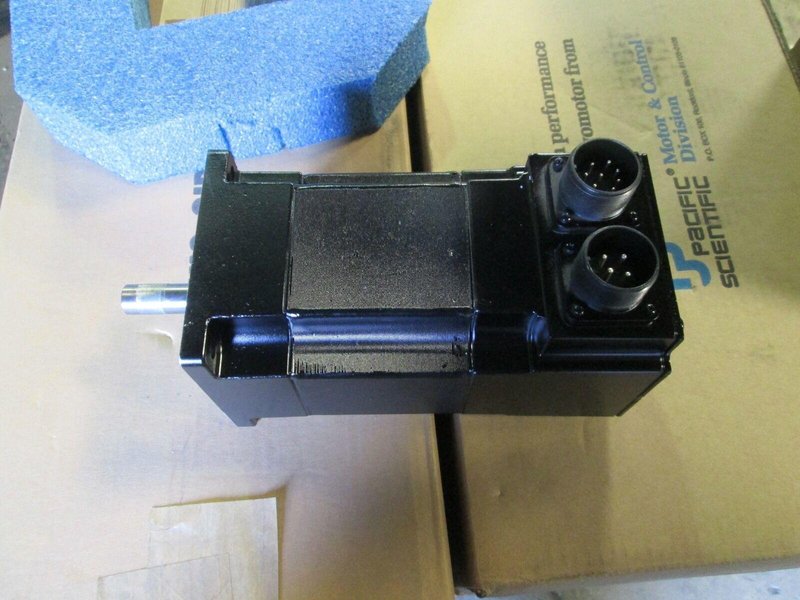 Pacific Scientific Brushless Servo Motor STOCK# 254