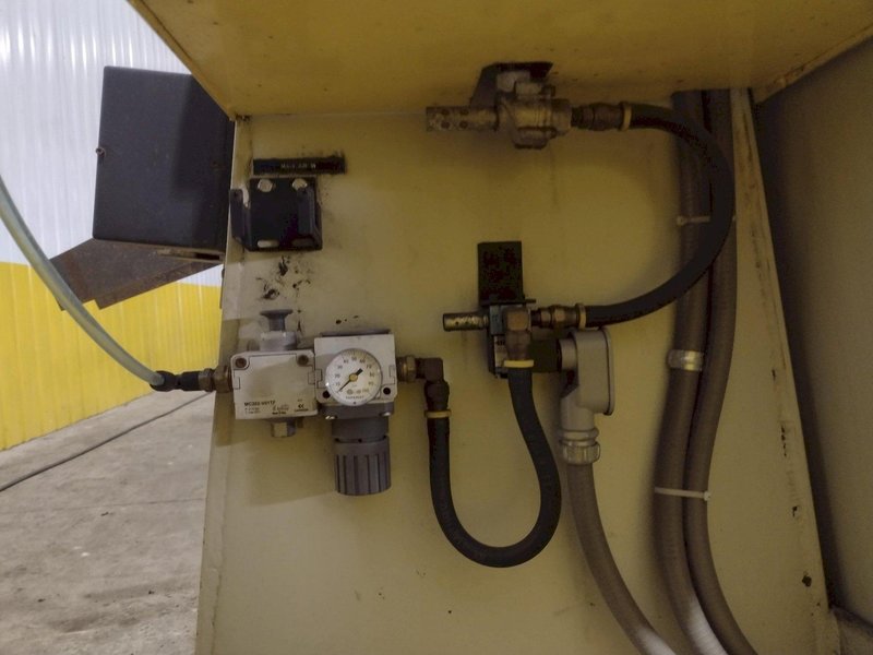 8,000 LBS X 18" CWP MODEL 4RM-18 POWERED UNCOILER COIL REEL: YOBRO #24958