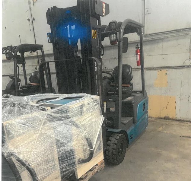 BYD ECB18-3W 4,000-Lb 3-Wheel Electric Forklift, 2023 (7)