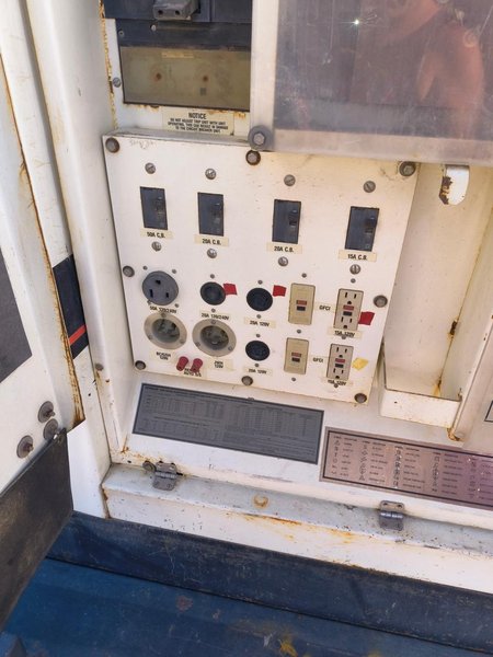 Cat XQ350 400 kVA Mobile Generator, 2001