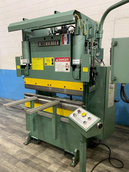 70 TON X 4' BETENBENDER MODEL: 4-70T HYDRAULIC PRESS BRAKE: STOCK #81331