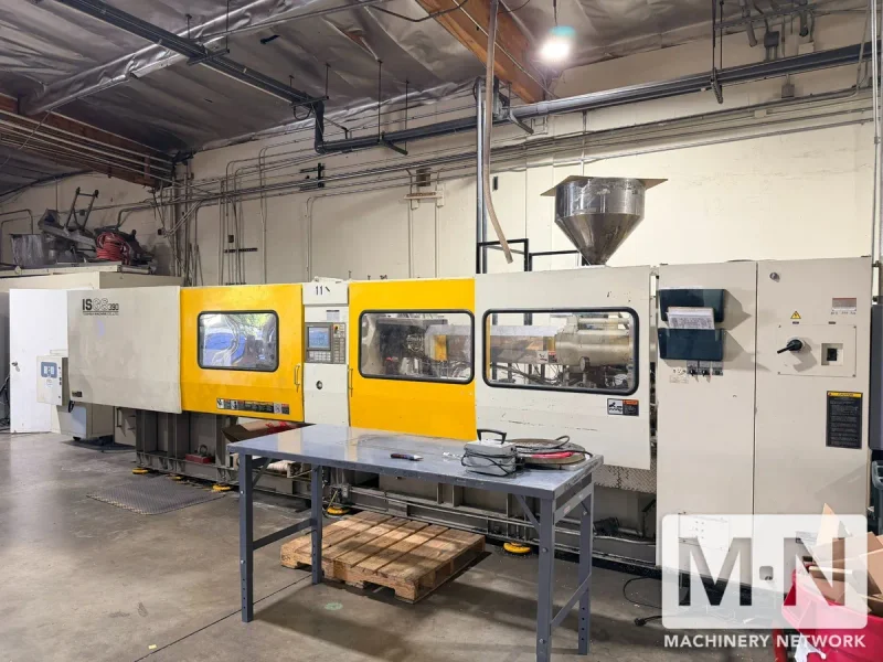 390 TON 48 OZ TOSHIBA MODEL ISG390V21-27AT INJECTION MOLDING MACHINE MFG 2003