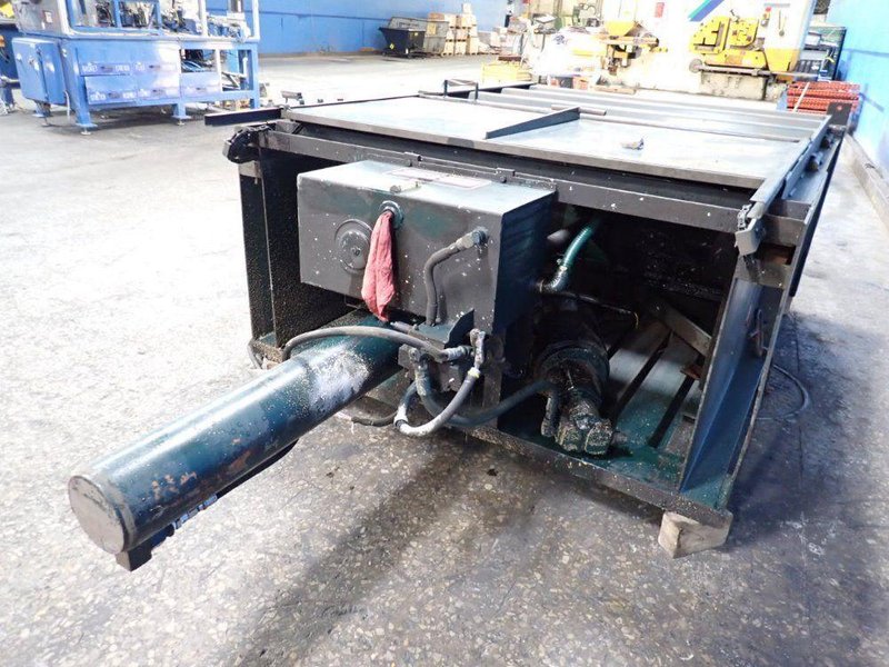 MARATHON EQUIPMENT CO 60" X 30" X 48" BALER  -  6030