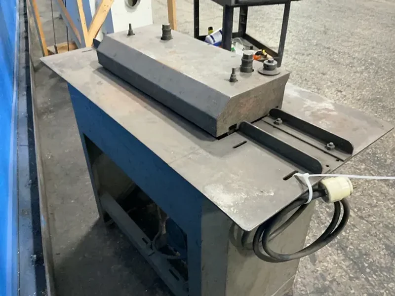 The Lockformer Co  18 Ga  Lockformer