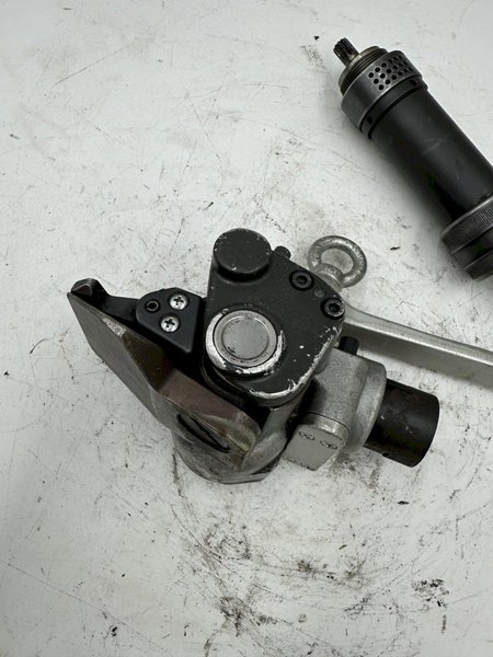 FROMM MODEL #A452 PNEUMATIC STRAPPING TOOL: YOBRO #26179