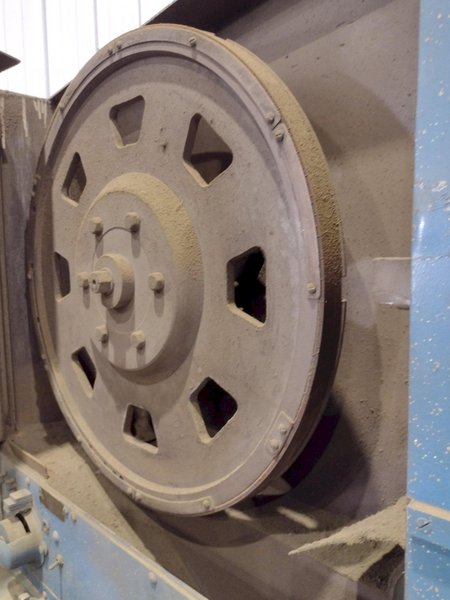 60&quot; DOALL MODEL #60-3 DEEP THROAT VERTICAL CONTOUR BANDSAW: STOCK #23680