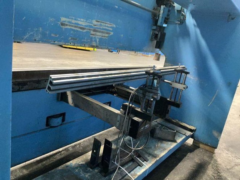MASTER-FAB 12 FT, 175 TON PRESS BRAKE  -  PAB 175-12