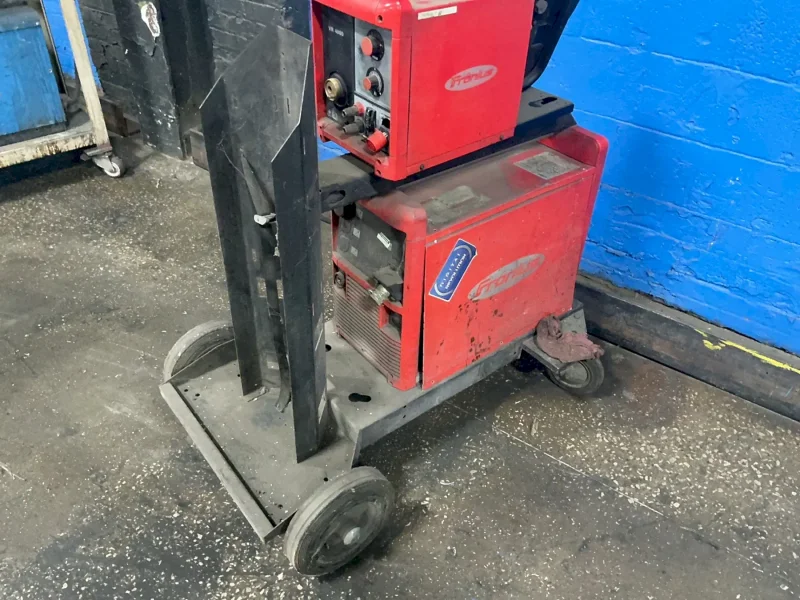 FRONIUS 400 A WELDER   -  VR4000