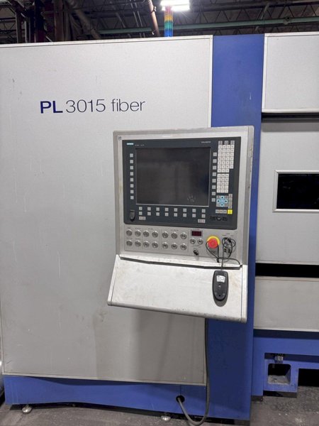 4000 Watt HK PL-3015 Fiber Laser, 2014 – 5′ x 10′ Table, Chiller Included