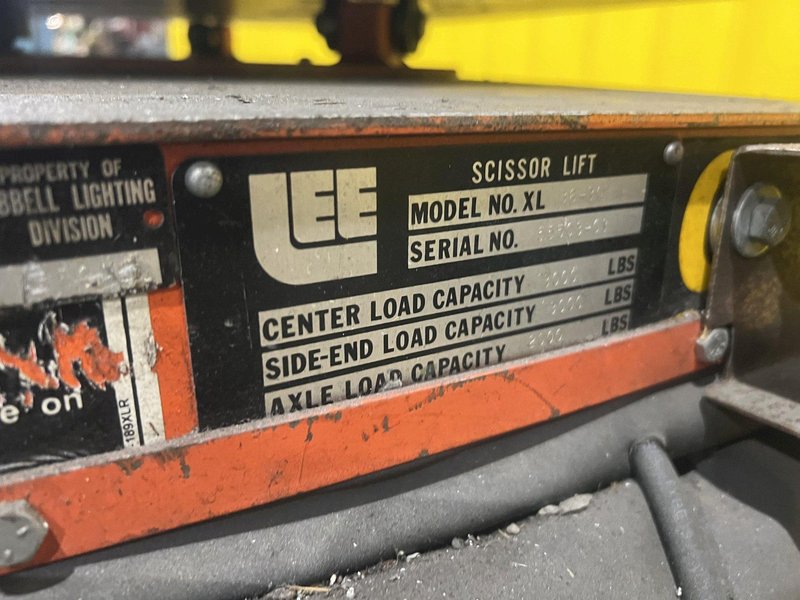 3,000 LB PRESTO MODEL XL36-30 HYDRAULIC POWER SCISSOR LIFT TABLE 110V: STOCK #20211