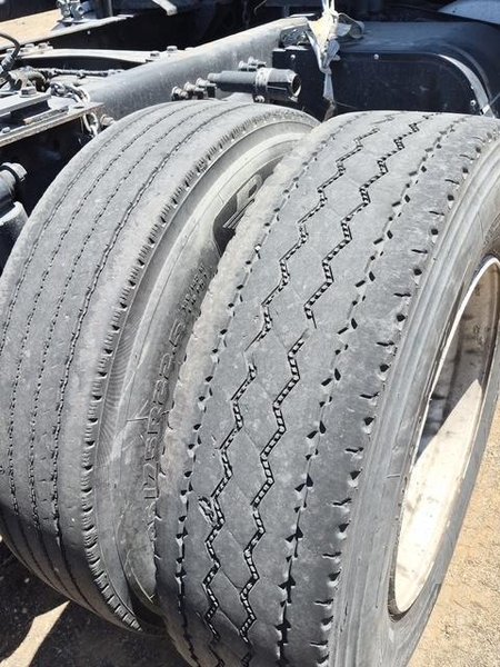 Freightliner Cascadia 126 Sleeper Truck, 2019 – Detroit Diesel, Automatic, Tandem Axle