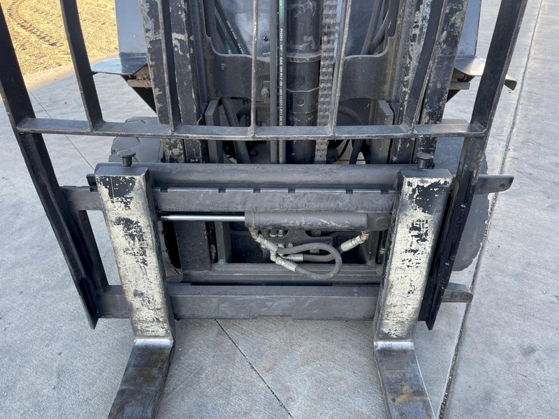 4,000 LBS YALE PROPANE FORKLIFT: STOCK #75781