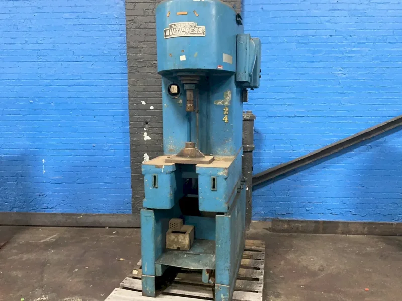 DENISON 8 TON HYDRAULIC PRESS  -  FG8C01C21A68S06
