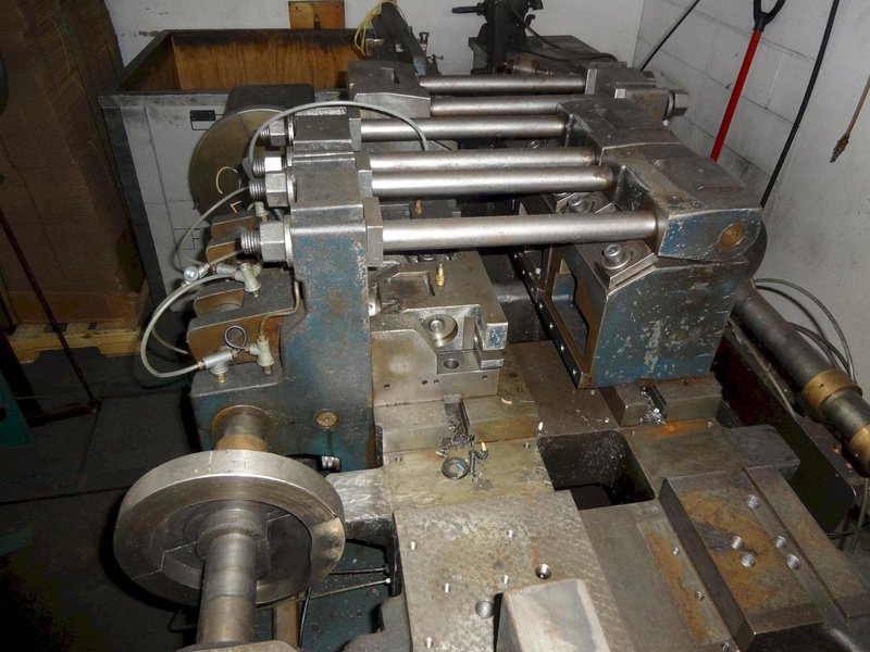 NILSON MODEL 752 4-SLIDE MACHINE (14314)