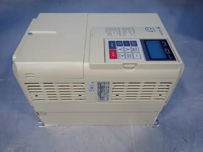 YASKAWA ELECTRIC SERVO DRIVE  -  CIMR-G7U45P5