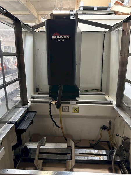 Sunnen SV-30 Vertical Honing Machine 2023 Cylinder King Line Cradle Option and clamp kit single stage assembly GHSS multi-stone tools Vari Speed 50-600rpm 6hp servo spindle motor 95 run hours