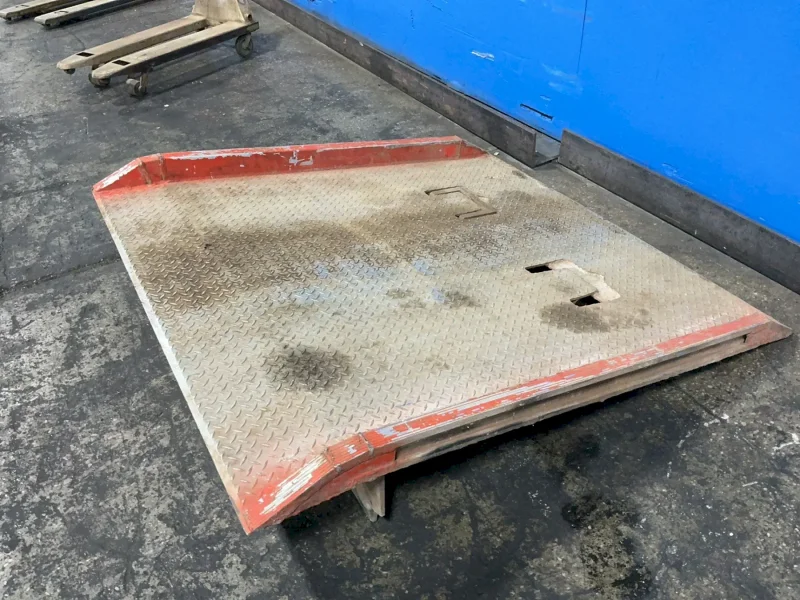 ECQA 6000 LBS DOCK RAMP  -  TD6-6066-8