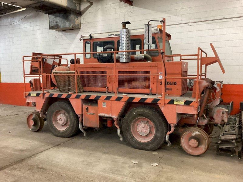 SWX410 Shuttlewagon Mobile Railcar Mover