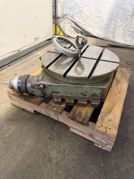 18" ADVANCE ROTARY TABLE. STOCK # 1216225