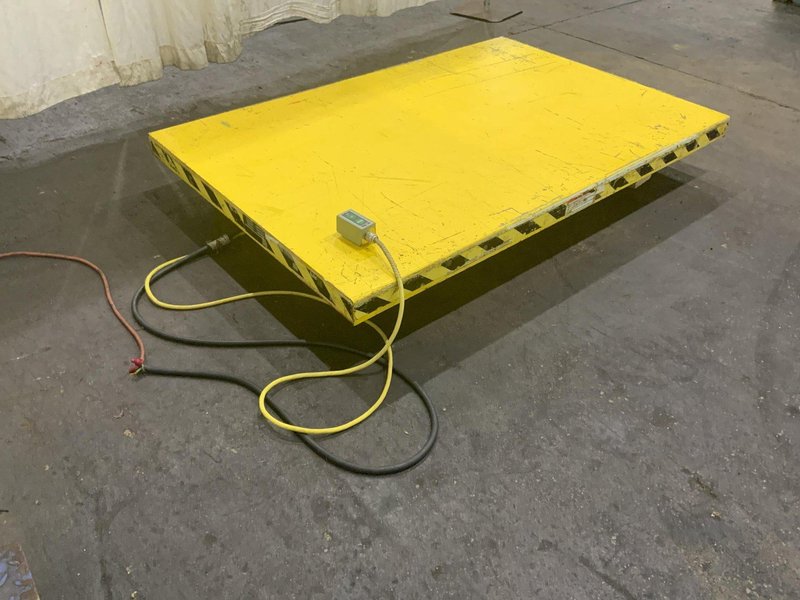 3000 LB LIFT PRODUCTS SCISSOR LIFT TABLE: STOCK #80888