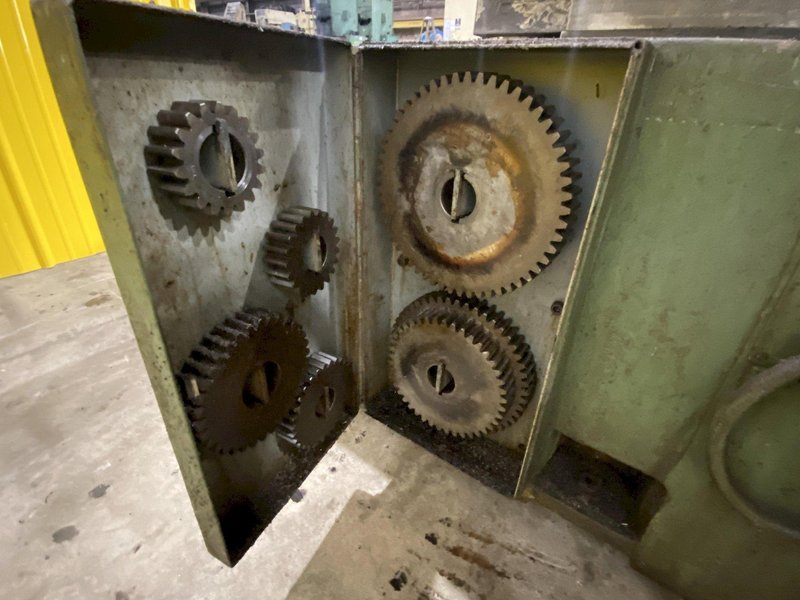 22&quot; x 84&quot; CINCINNATI HYPOWERMATIC HORIZONTAL BED-TYPE MILL / MILLING MACHINE: STOCK #20687