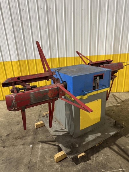 3,000 LB x 24" MARION MFG DOUBLE END PULL OFF COIL REEL UNCOILER 2010: YOBRO #26063