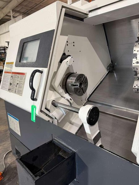 Mazak QTN 200 CNC Turning Center – 8″ Chuck Tool Presetter Tailstock Lathe