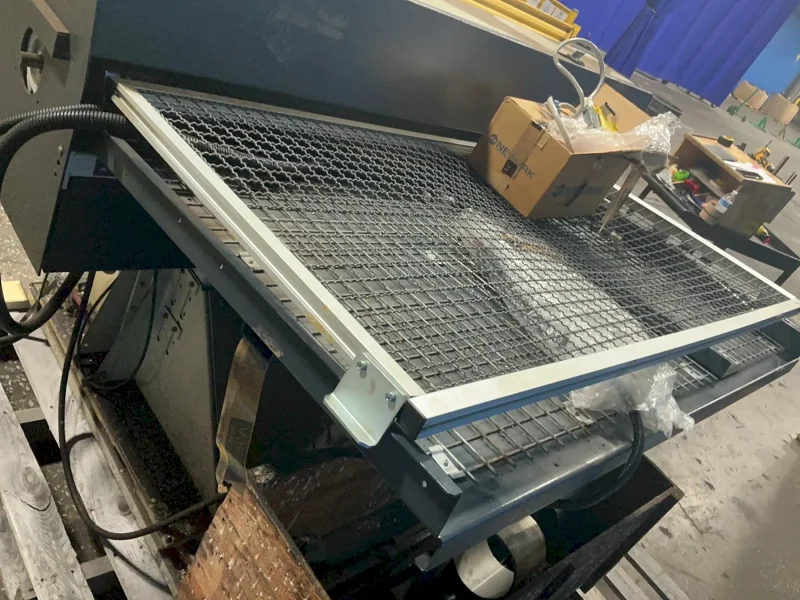 LNS 59” QUICK LOAD SERVO MAGAZINE BAR FEEDER  -  Q L SERVO
