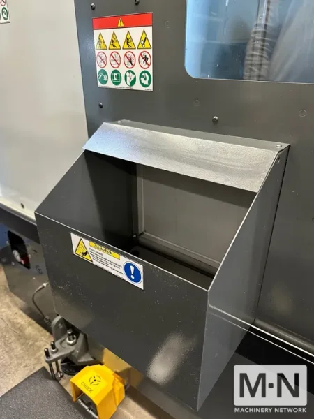 HAAS ST-15Y CNC Lathe w/Live tooling , 2021 - Brand New, 5 hours (testing only)