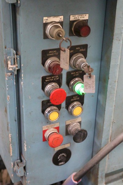 10' X 10 GAUGE NIAGARA MODEL #SP10-10 HYDRAULIC SHEAR: STOCK #69124