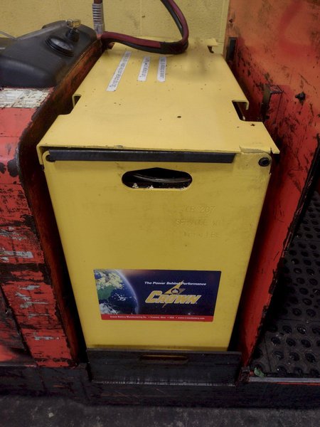 10,000 LB TOYOTA MODEL #6TB50 ELECTRIC CART &amp; TOW TRUCK: STOCK #16219