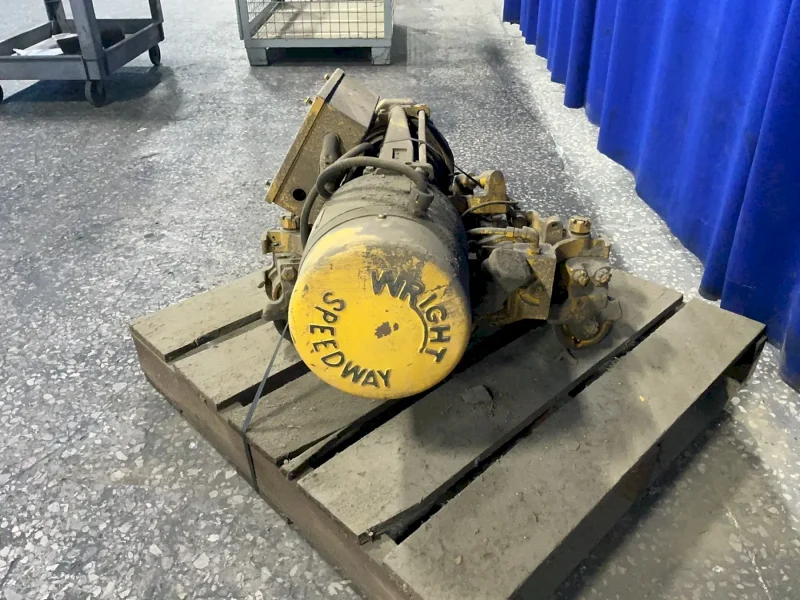 ACCO 1000 LBS HOIST  -  H4234P