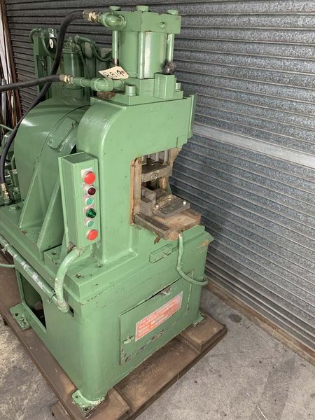4" VAILL MODEL 511 TUBE END FORMING MACHINE (14499)